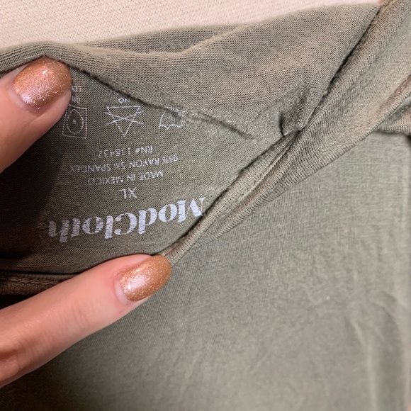 ModCloth Dinosaur print Tank - Picture 3 of 3